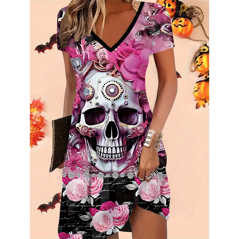 Y2K Ethnic Fashion - Halloween-Print mit rosa Rosen- und Totenkopfmuster.