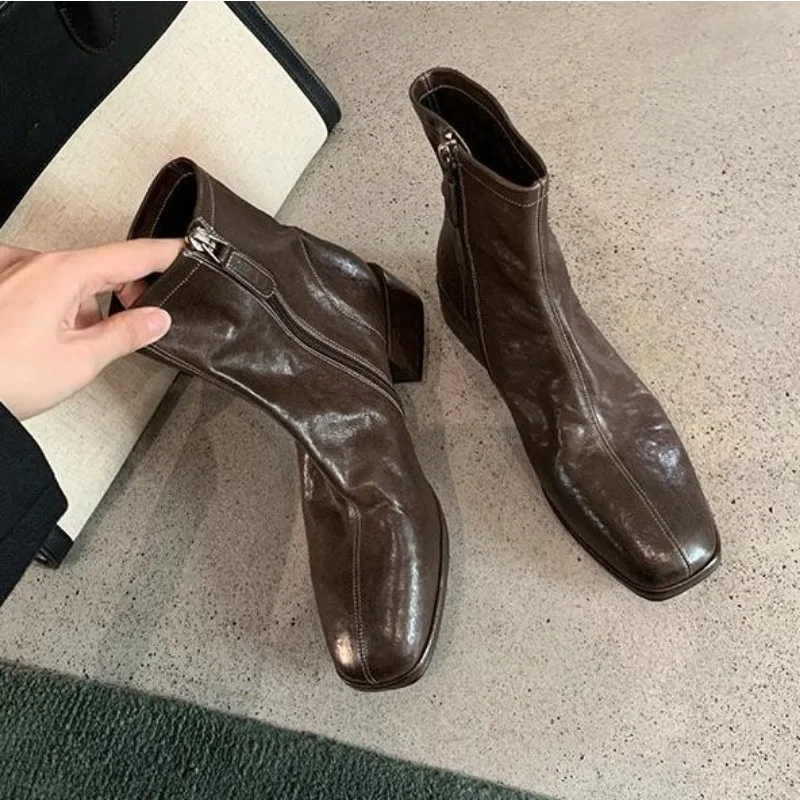 Ethnic Fashion Designer - Neue Damenschuhe Designer-Absatz-Stiefeletten Mode Eckige Spitze