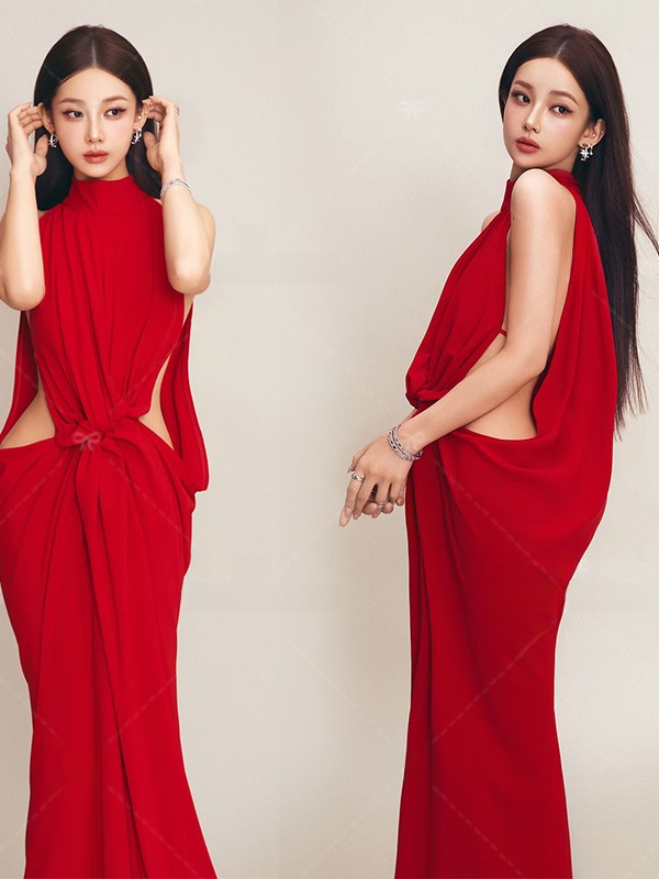 Ethnic Fashion Photography - Rotes Porträtfotografie-Kleid im Schlichten Stil Chinesisches