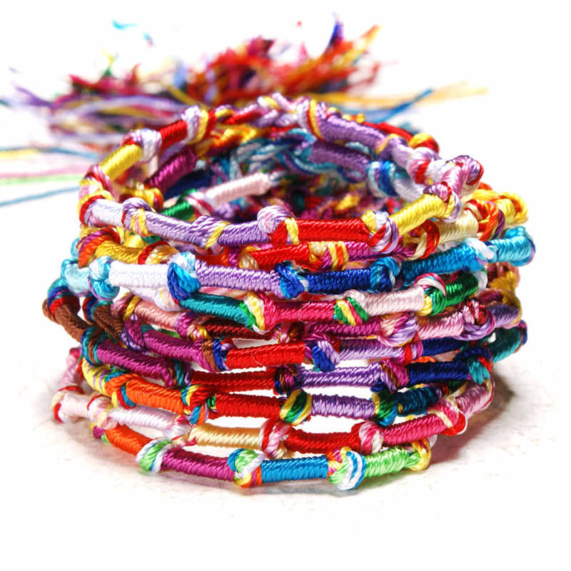 Ethnic Fashion Com - Bunte Schnurarmbänder in großen Mengen, gewebtes