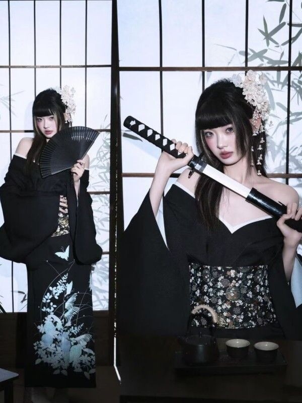 Ethnic Fashion Shoot - Traditioneller Japanischer Kimono-Stil Bademantel Kleid für