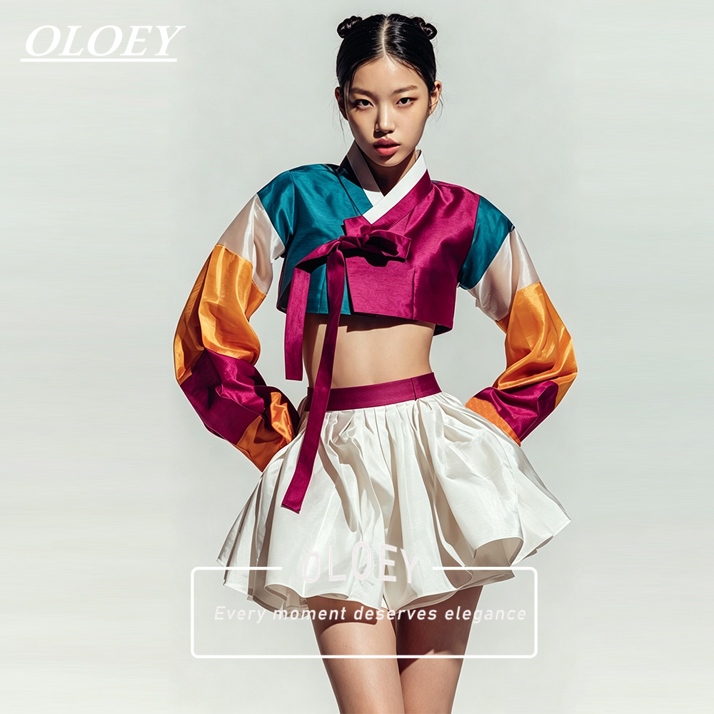 Hanbok Modern Set - OLOEY Modernes Marineblau-Elfenbeinfarbenes Kurzes Konzert-Hanbok-Set 2-teilig