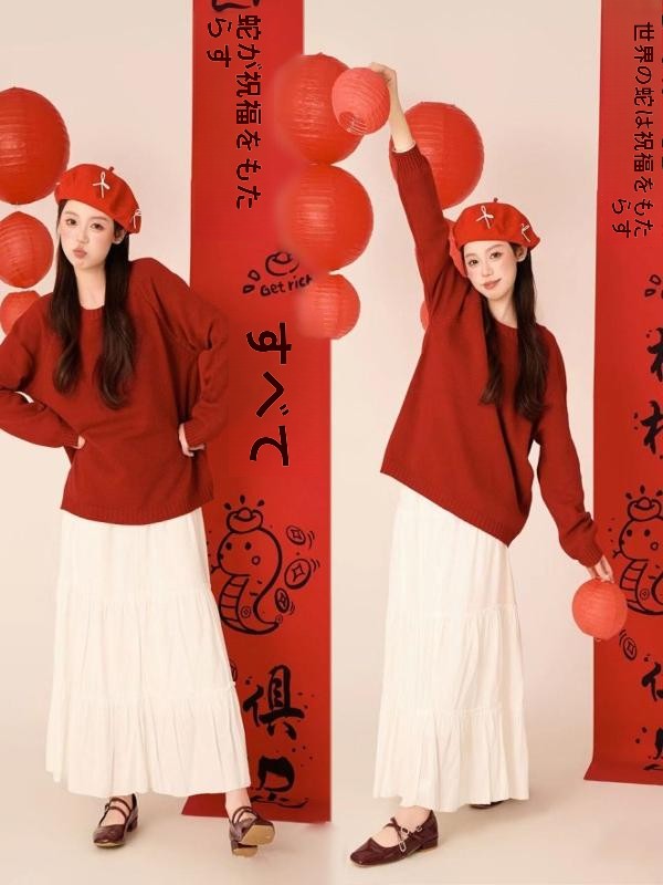 Ethnic Fashion Shoot - Rotes Schlangenjahr-Thema Süßes Mädchen Atmosphäre Strickwaren