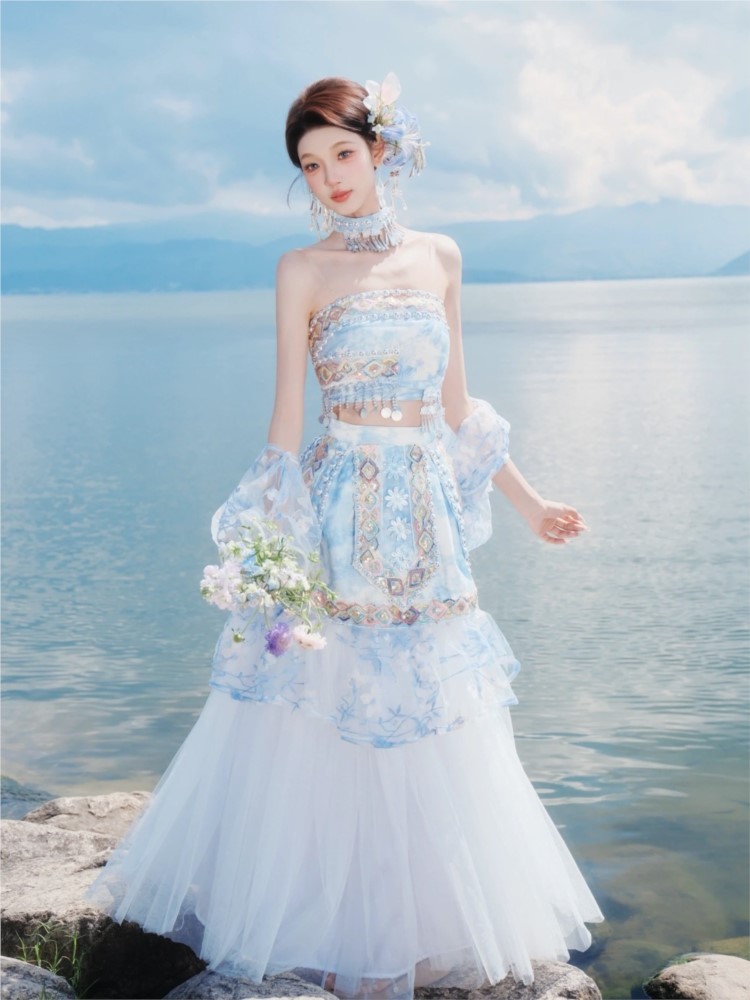 Ethnic Fashion Shoot - Damenanzüge mit Modeshows im Ethno-Stil, Auftritte,
