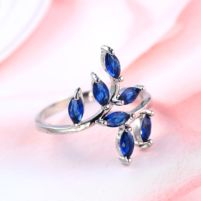 Hübsche blaue Blätter Design R – Ethnic Fashion Designer Bewertung und Preis