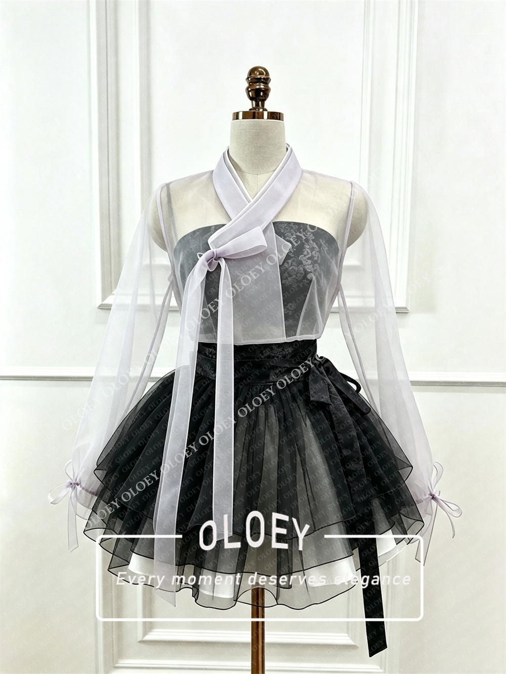 OLOEY Modernes Schwarz-Rotes K – Hanbok Modern Set Bewertung und Preis