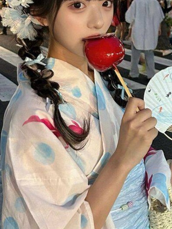 Traditionelles japanisches Kim – Ethnic Fashion Shoot Bewertung und Preis