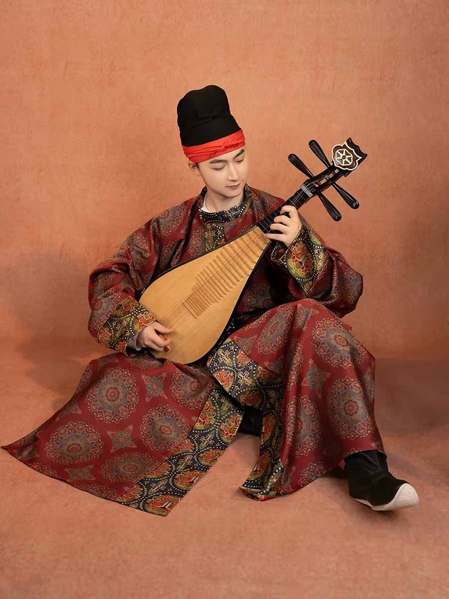 Herren-Hanfu-Robe im Vintage-S – Ethnic Gown Bewertung und Preis